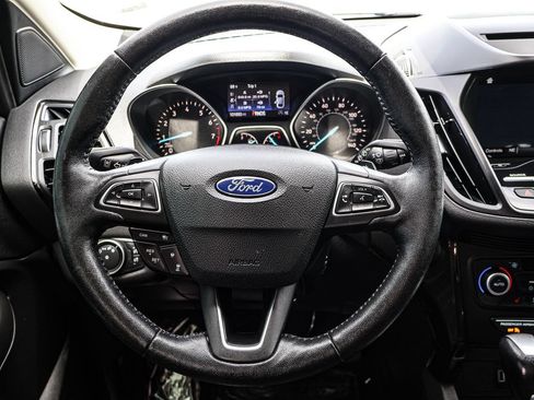 Used 2018 Ford Escape Titanium w/ Ford Safe & Smart Package AWD/4WD image 29