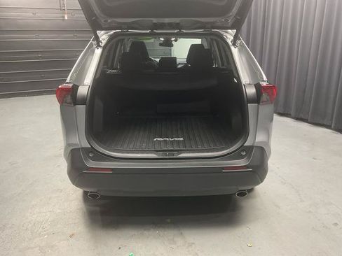 Used 2025 Toyota RAV4 XLE w/ Convenience Package AWD/4WD image 4