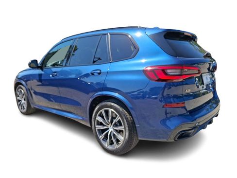 Used 2023 BMW X5 M50i w/ Climate Comfort Package AWD/4WD image 4