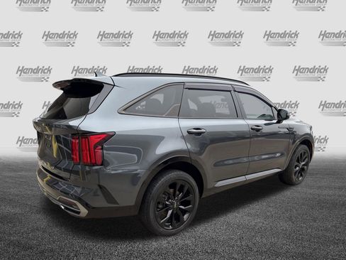 Used 2022 Kia Sorento SX image 10