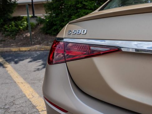 Used 2023 Mercedes-Benz S 580 4MATIC Sedan image 26