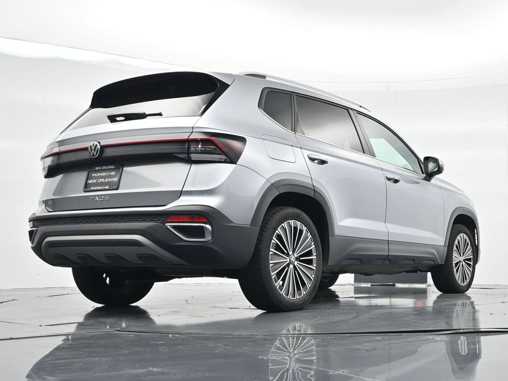 Used 2025 Volkswagen Taos SE FWD image 24