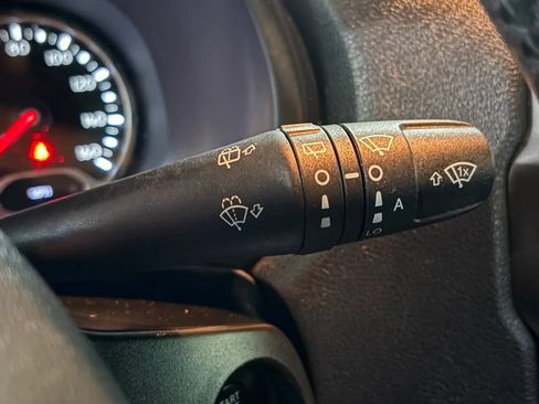 Used 2020 Jeep Renegade Altitude AWD/4WD image 33