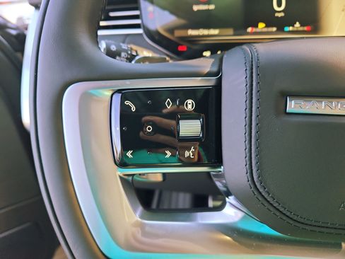 New 2026 Land Rover Range Rover SE image 19