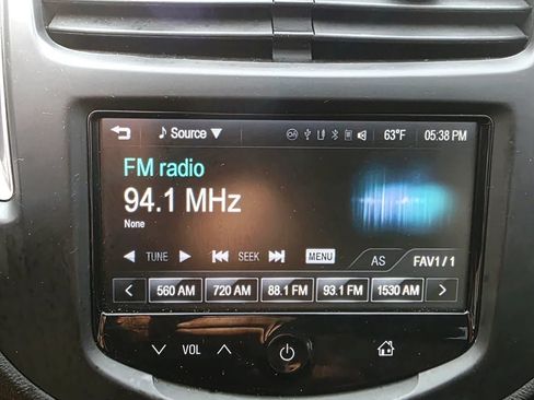 Used 2015 Chevrolet Trax LS AWD/4WD image 21