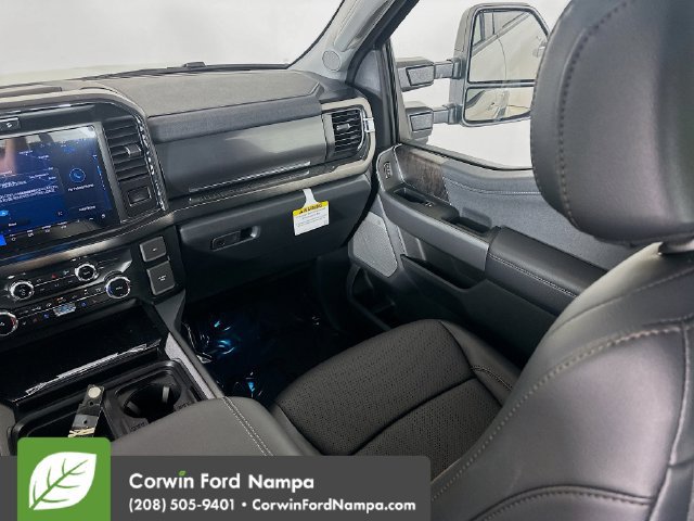 New 2026 Ford F350 Lariat w/ Lariat Ultimate Package AWD/4WD image 25