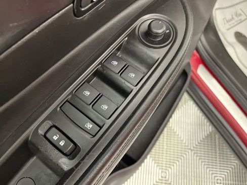 Used 2019 Buick Encore Preferred image 31