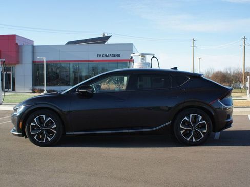 Used 2022 Kia EV6 Wind image 12