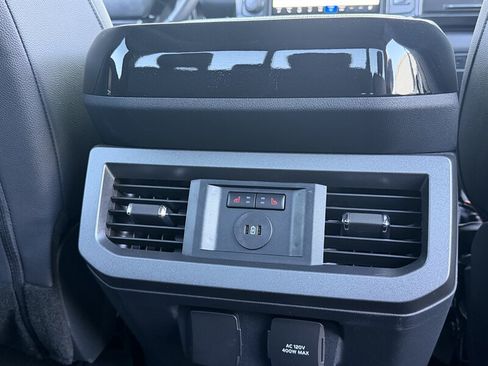 Used 2023 Ford F250 Lariat w/ Lariat Ultimate Package AWD/4WD image 92