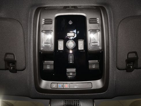 Used 2026 GMC Yukon AT4 w/ AT4 Premium Package AWD/4WD image 37