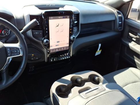 New 2026 RAM 2500 Tradesman AWD/4WD image 17