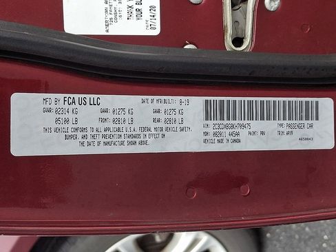 Used 2019 Dodge Charger SXT w/ Leather Interior Group image 19