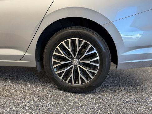 Used 2019 Volkswagen Jetta SEL FWD image 12