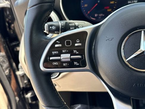 Used 2022 Mercedes-Benz GLC 300 image 14