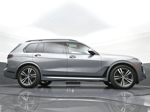 Used 2026 BMW X7 xDrive40i w/ M Sport Package AWD/4WD image 30