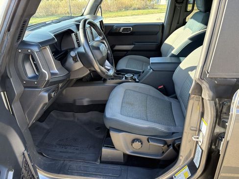 Used 2022 Ford Bronco Outer Banks image 4