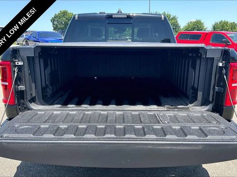 Used 2025 RAM 1500 Tungsten AWD/4WD image 35