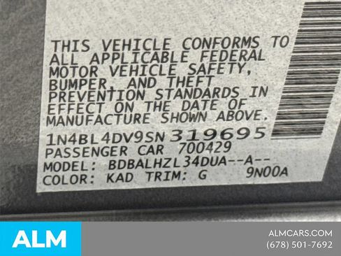 Used 2025 Nissan Altima 2.5 SV FWD image 35