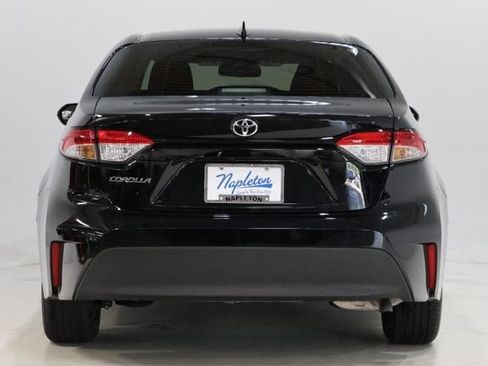 Used 2025 Toyota Corolla LE FWD image 7