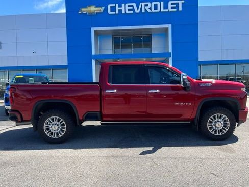 Used 2023 Chevrolet Silverado 3500 High Country w/ Z71 Off-Road Package AWD/4WD image 3
