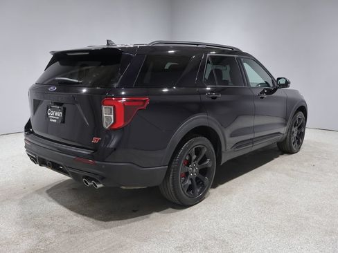 Used 2023 Ford Explorer ST w/ Technology Package AWD/4WD image 2