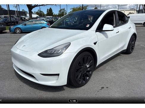 Used 2021 Tesla Model Y Performance AWD/4WD image 1