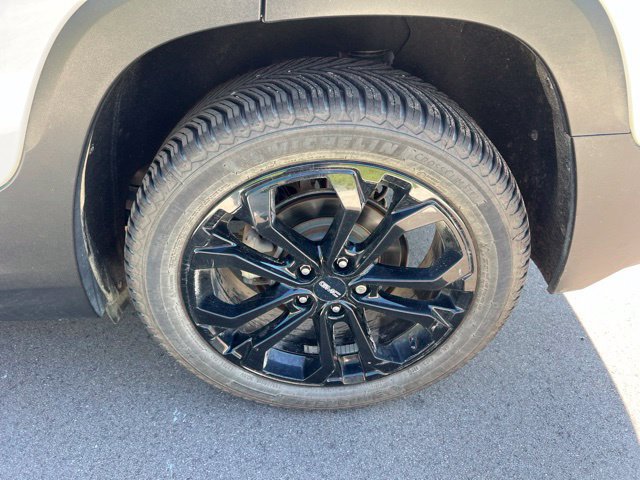 Used 2020 GMC Terrain SLE w/ Driver Convenience Package AWD/4WD image 9