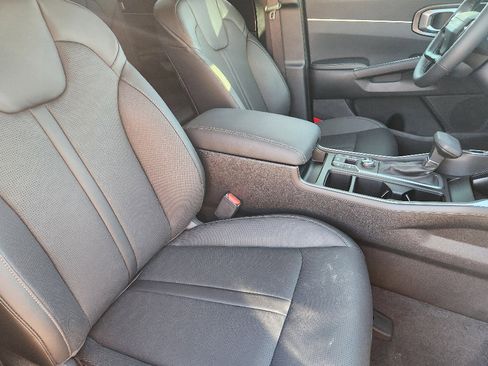 New 2026 Kia Sorento S image 10