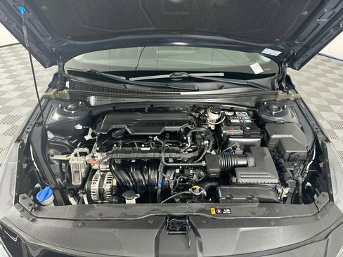 Used 2022 Hyundai Elantra SEL w/ Convenience + Premium Package FWD image 33