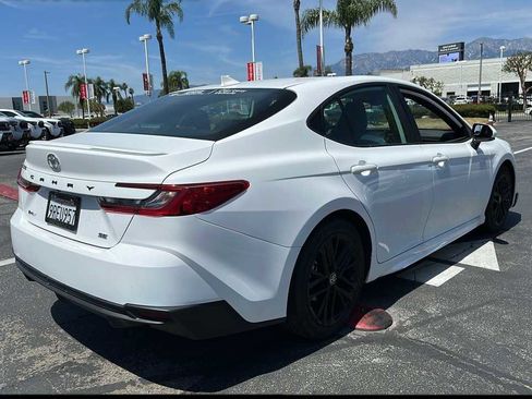 Certified 2025 Toyota Camry SE FWD image 3