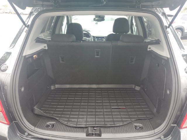 Used 2020 Chevrolet Trax LS w/ Tint and Cruise Package FWD image 8