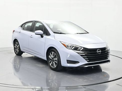 Certified 2024 Nissan Versa SV FWD image 3