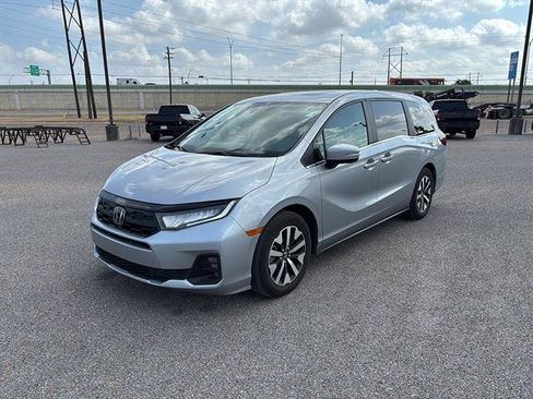 Used 2025 Honda Odyssey EX-L image 3