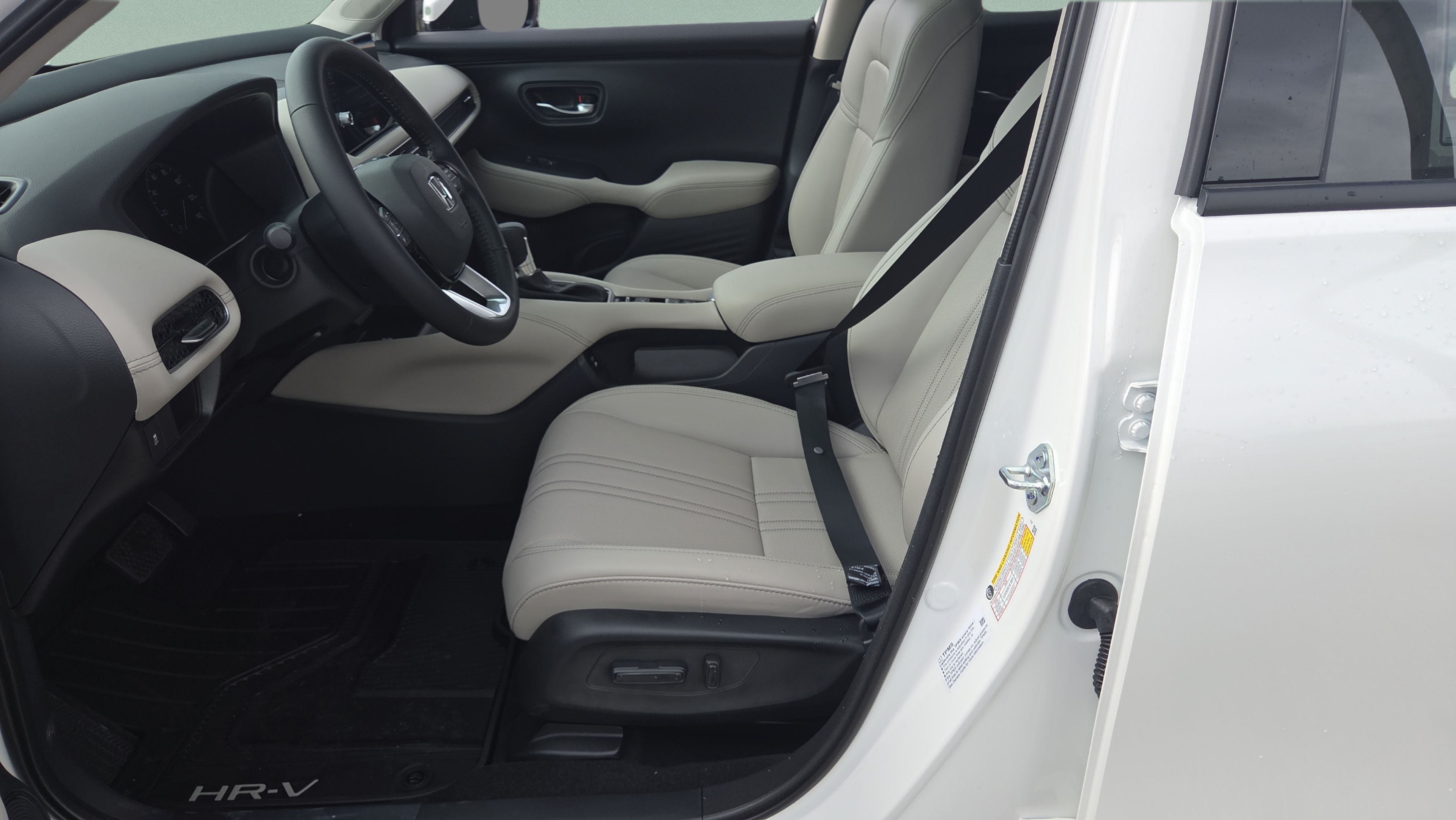 New 2027 Honda HR-V EX-L image 9