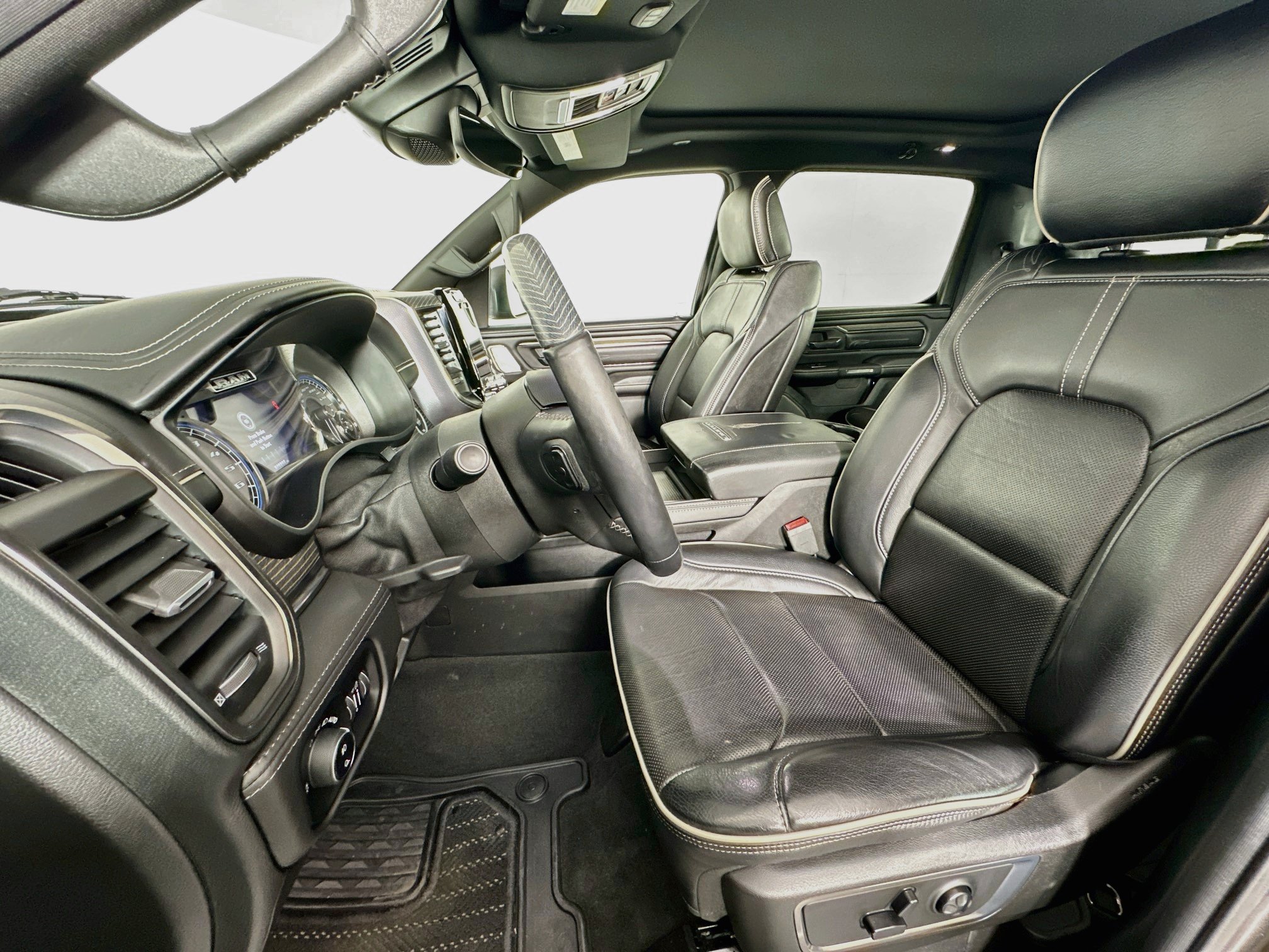 Used 2020 RAM 1500 Limited RWD image 13