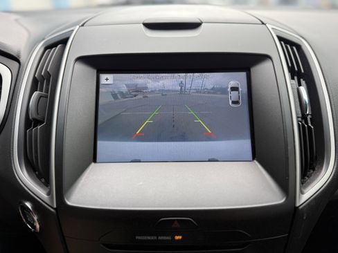 Used 2017 Ford Edge SEL w/ Equipment Group 201A FWD image 27