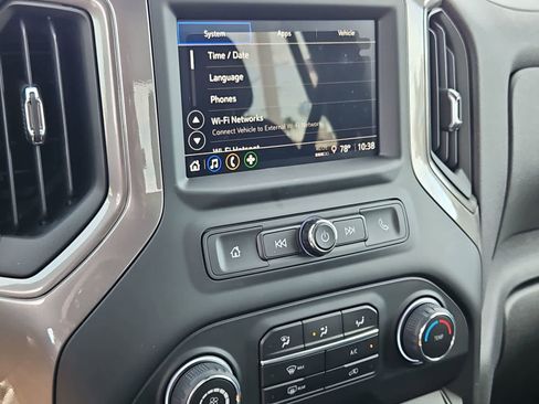 Used 2025 Chevrolet Silverado 1500 Custom image 28