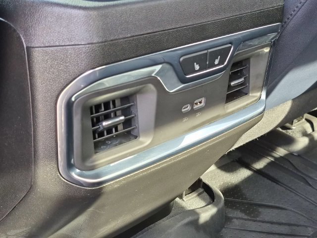 Used 2024 Chevrolet Silverado 1500 High Country AWD/4WD image 21