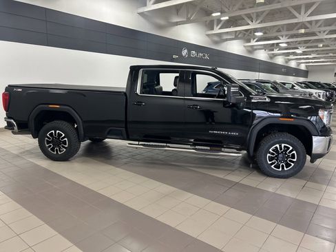 Used 2020 GMC Sierra 3500 SLE w/ SLE Value Package AWD/4WD image 8