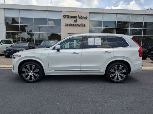 Certified 2023 Volvo XC90 T8 Ultimate w/ Protection Package Premier AWD/4WD image 3