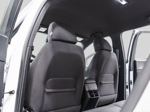 Used 2025 Chevrolet Equinox LT image 28