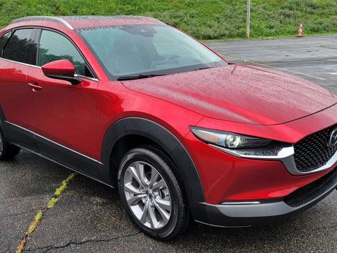 Used 2022 MAZDA CX-30 AWD 2.5 S w/ Premium Package image 2