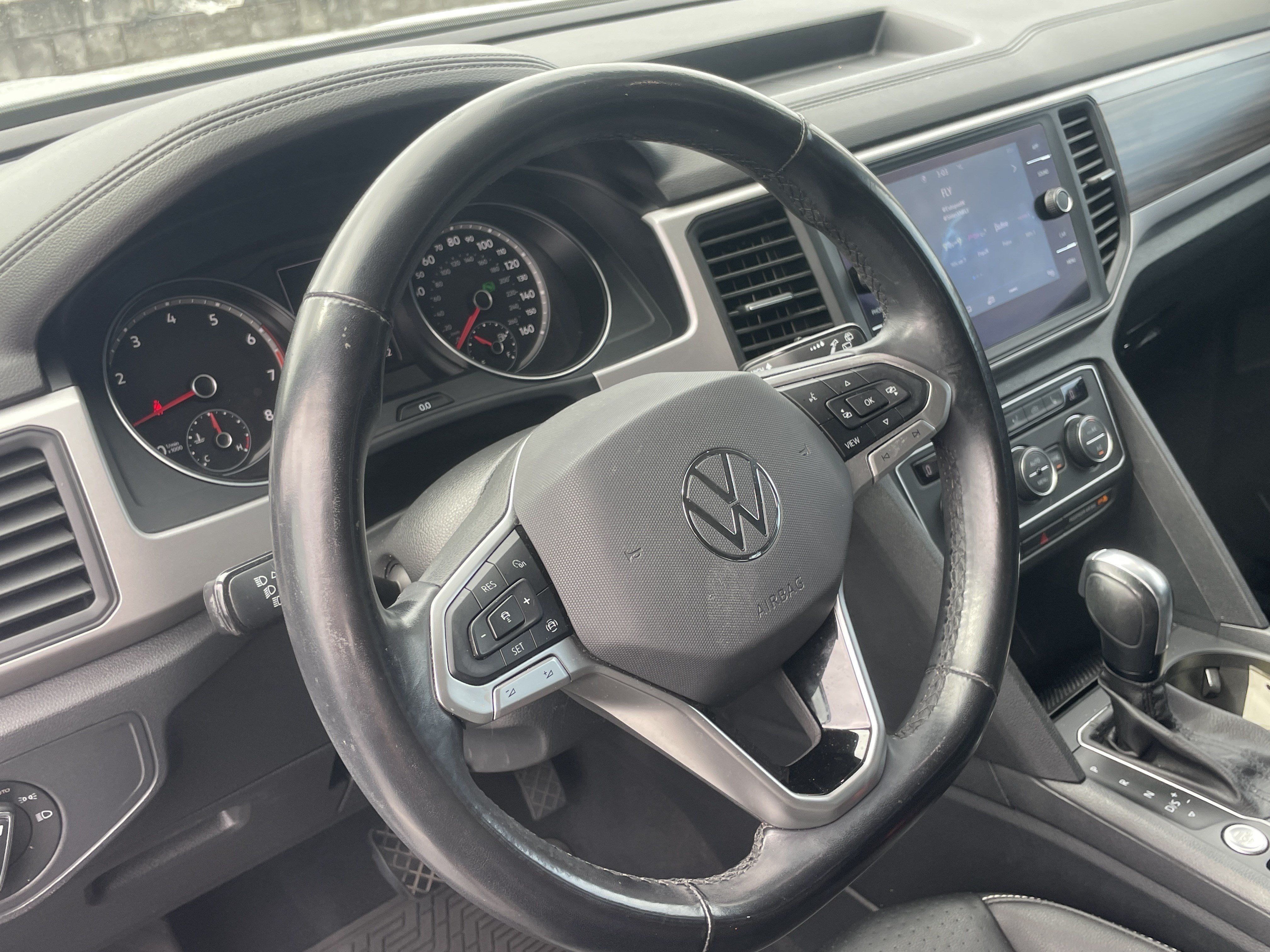 Used 2021 Volkswagen Atlas SE w/ Towing Package AWD/4WD image 18