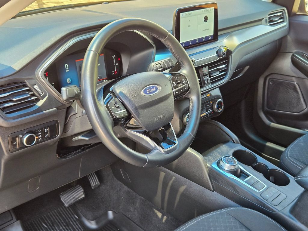 Used 2024 Ford Escape Active AWD/4WD image 10