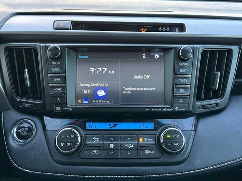 Used 2017 Toyota RAV4 Limited image 27