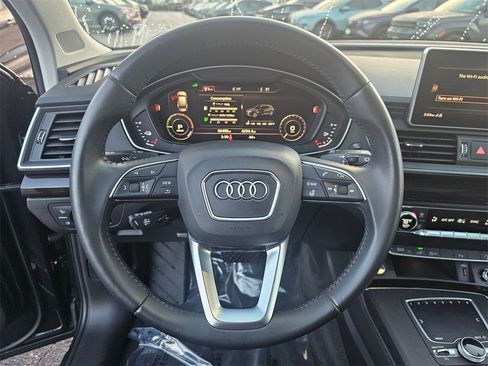 Used 2020 Audi Q5 e Premium Plus image 24