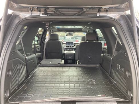 Used 2021 Chevrolet Tahoe Premier AWD/4WD image 20