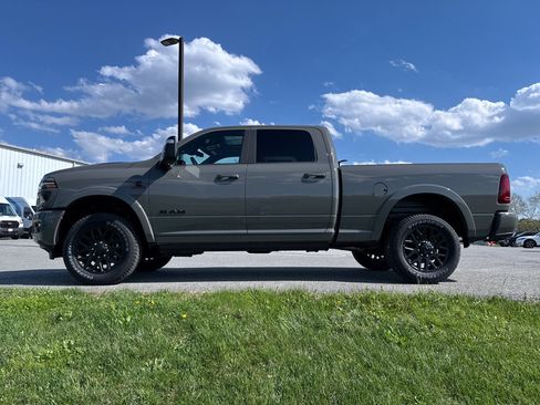 New 2026 RAM 3500 Limited image 13