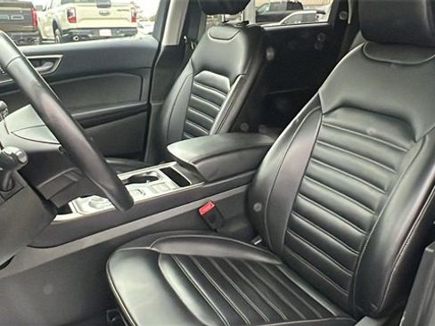 Certified 2024 Ford Edge SEL image 18