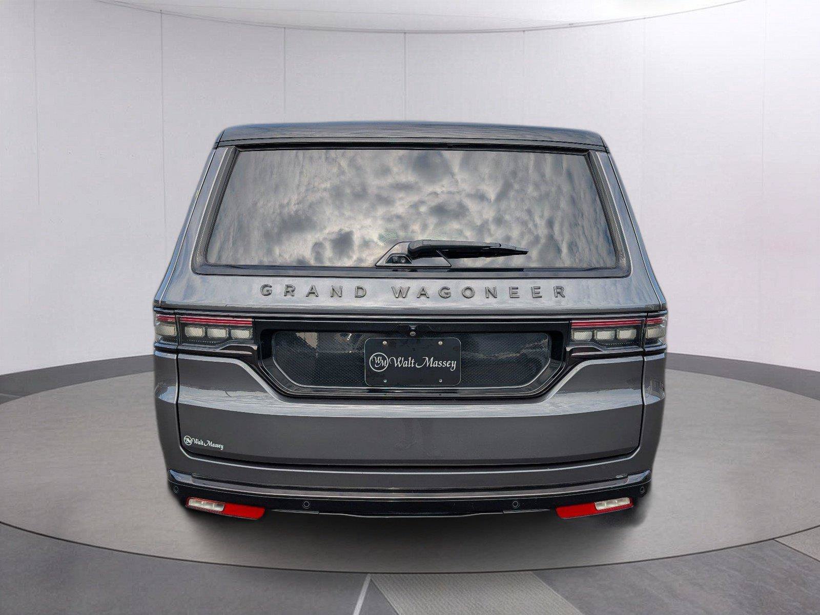 Used 2024 Jeep Grand Wagoneer L Series II w/ Quick Order Packagew 28T AWD/4WD image 6